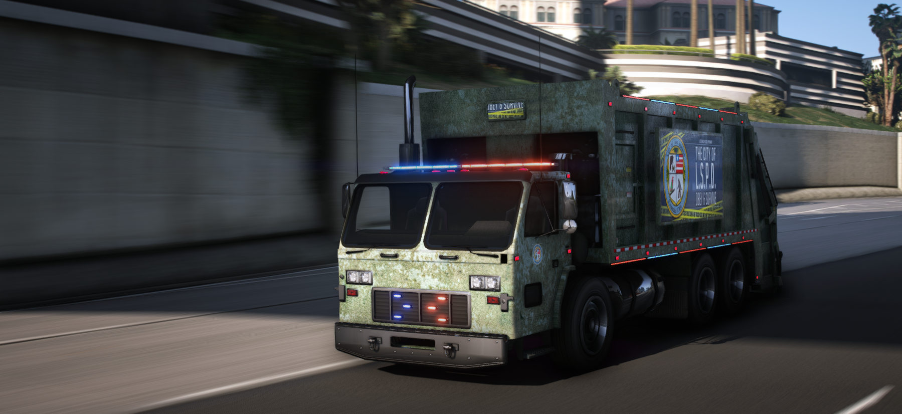 Screenshot of LEO TrashMaster | Lore Friendly | FiveM Ready