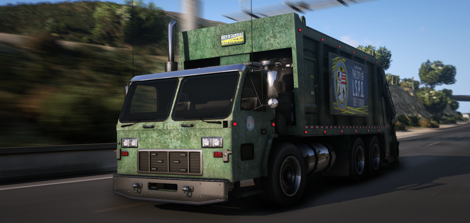 Screenshot of LEO TrashMaster | Lore Friendly | FiveM Ready